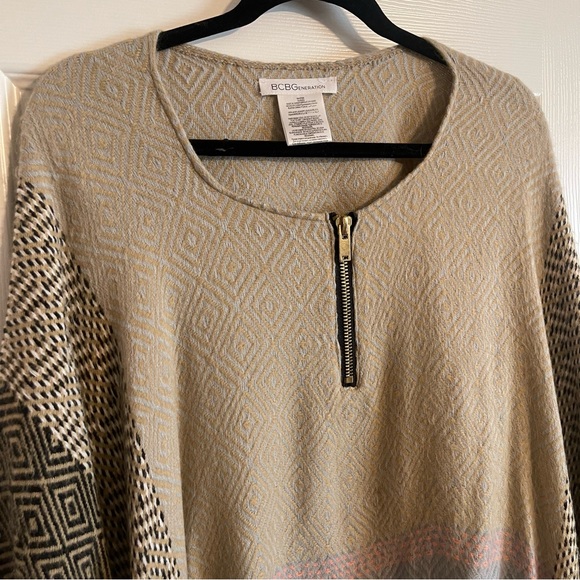 BCBG Poncho - Picture 2 of 8